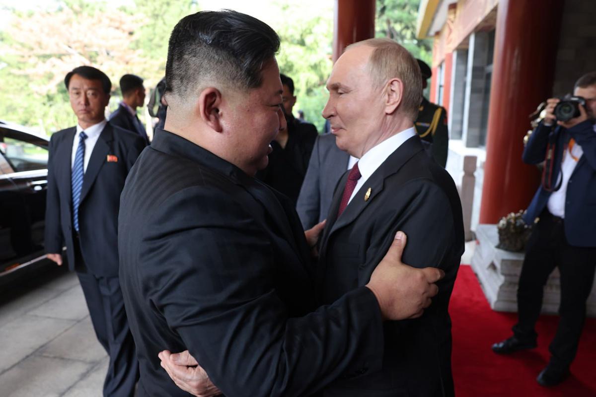Путина с 73-летием поздравили Ким Чен Ын, Лукашенко и Додон, назвав Россию «великой державой» и «надёжным партнёром».