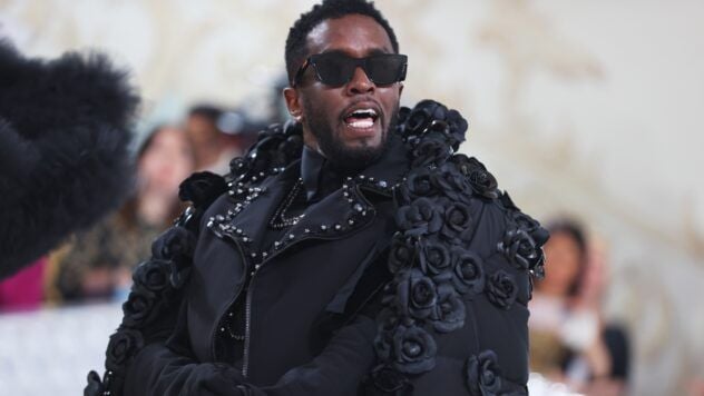 Рэпер P. Diddy приговорён к 4 годам и 2 месяцам тюрьмы и штрафу $500 тысяч по делу о нарушении закона Манна. Суд учёл 13 месяцев предварительного ареста.