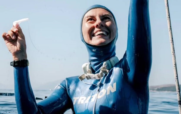 Украинская фридайверка Екатерина Садурская установила новый мировой рекорд — 86 метров в заныривании без ласт на соревнованиях Blue Element Competition 2025.