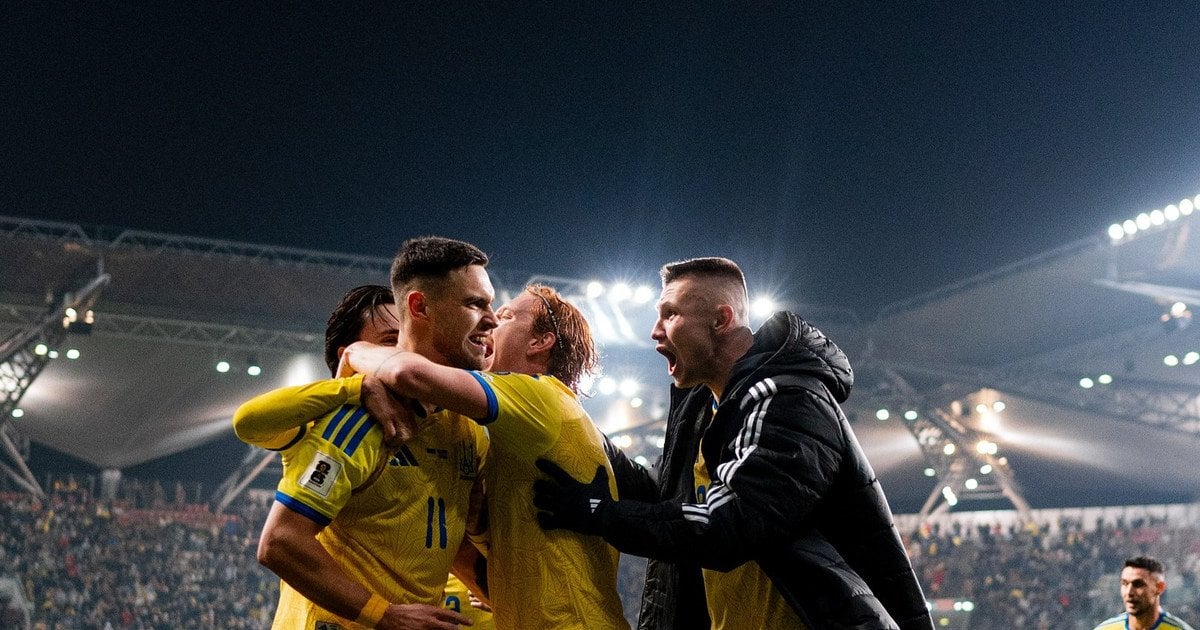 Украина вышла в плей-офф отбора ЧМ-2026. Кто возможные соперники, как работает формат стыковых матчей и что нужно команде Реброва для выхода на Мундиаль.