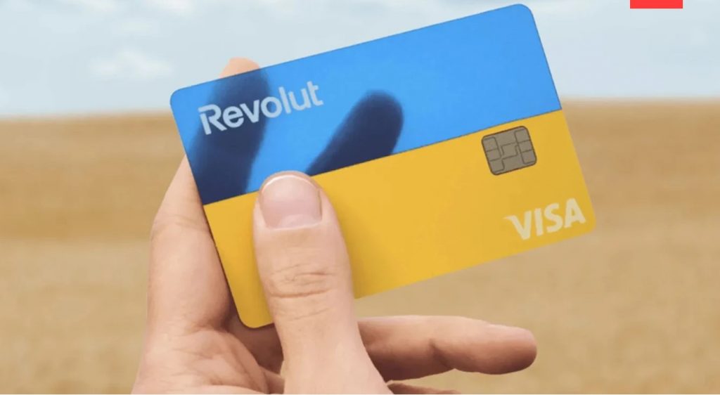 Revolut подтвердил закрытие счетов резидентов Украины из-за требований законодательства. Клиентам дали время до февраля 2026 года, чтобы вывести средства