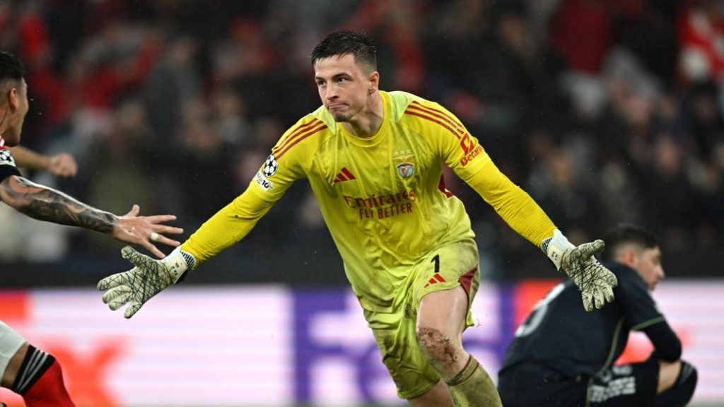 Анатолий Трубин забил Реалу в компенсированное время и вывел Бенфику в плей-офф Лиги чемпионов. Реал сыграет в стыковых матчах