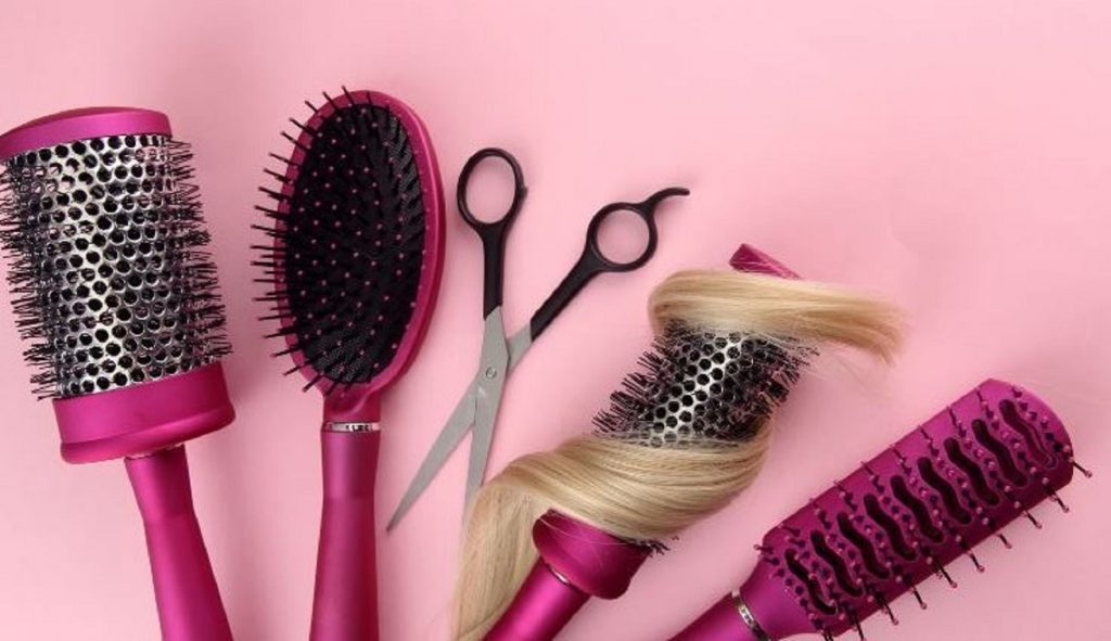 Календарь ухода и стрижек на март 2026: благоприятные и неблагоприятные дни, советы, таблица на каждый день и практические рекомендации.