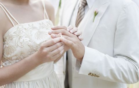 В Верховной Раде объяснили резонансную норму о браке с 14 лет и сообщили, что её исключат из проекта нового Гражданского кодекса Украины.