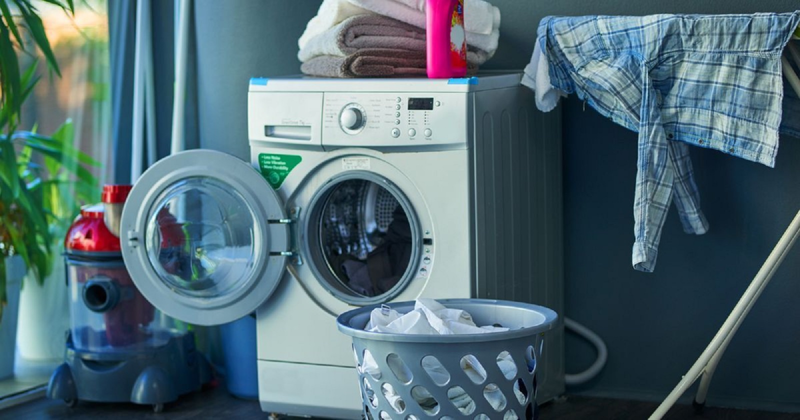 Узнайте, какие температуры стирки безопасны для вашей машины и одежды. Практические советы, таблицы и пошаговые рекомендации для долговечной стирки.