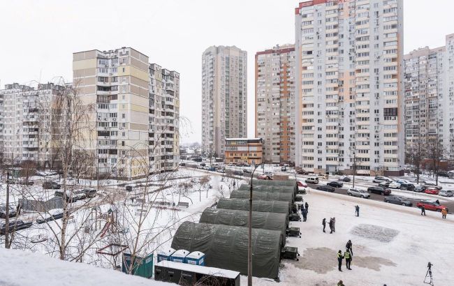 В Киеве более 1200 домов остались без отопления после массированных ударов по ТЭЦ и ТЭС. Восстановление тепла ведут более 200 бригад.