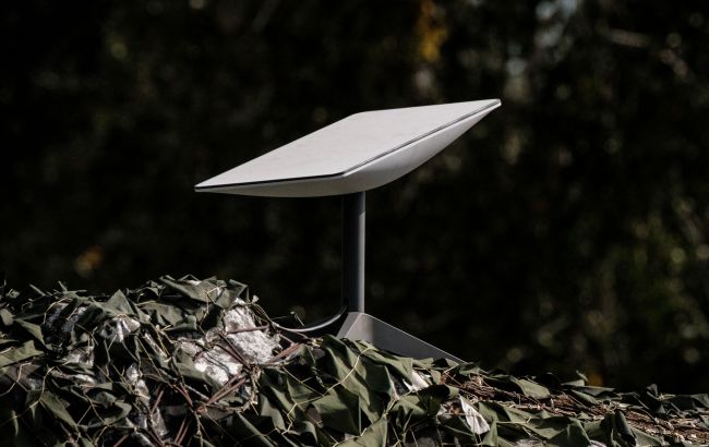 В Украине разрешили верифицировать Starlink в «Новой почте» и «Укрпочте». Какие документы нужны и как внести терминал в «белый список».