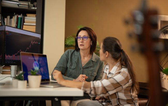 ИИ пока не привлекают к созданию заданий НМТ. В УЦОКО рассказали о возможном эксперименте с проверкой открытых ответов и усилении контроля