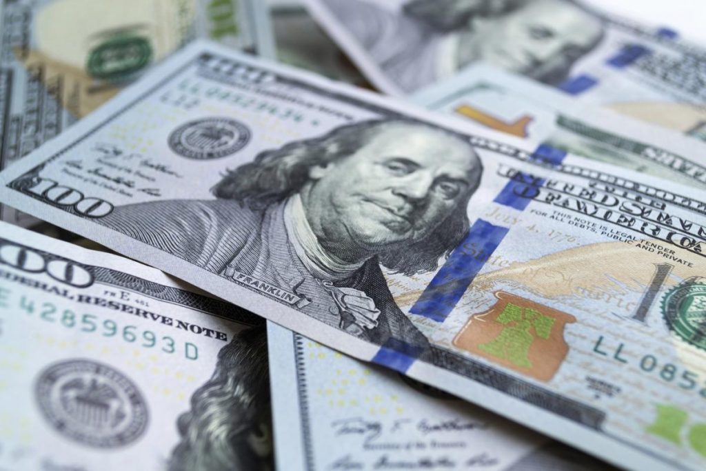 Прогноз курса доллара и евро в Украине до 22 марта 2026 года: ожидаемые колебания на межбанке и наличном рынке от эксперта «Глобус Банка».