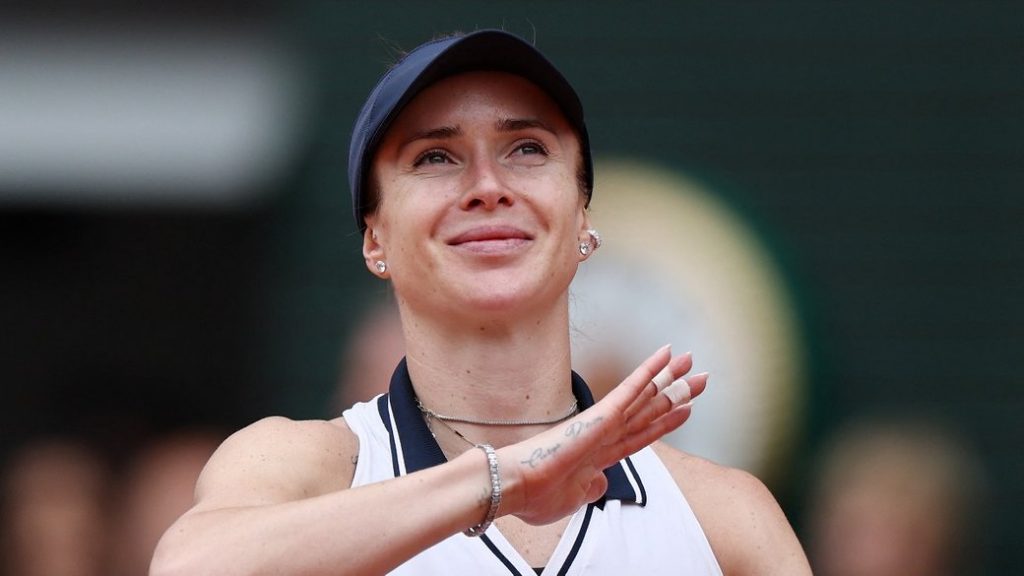 Элина Свитолина успешно стартовала на турнире WTA 500 в Берлине, обыграв Анну Калинскую после ее отказа во втором сете. Далее — матч против Евы Лис.