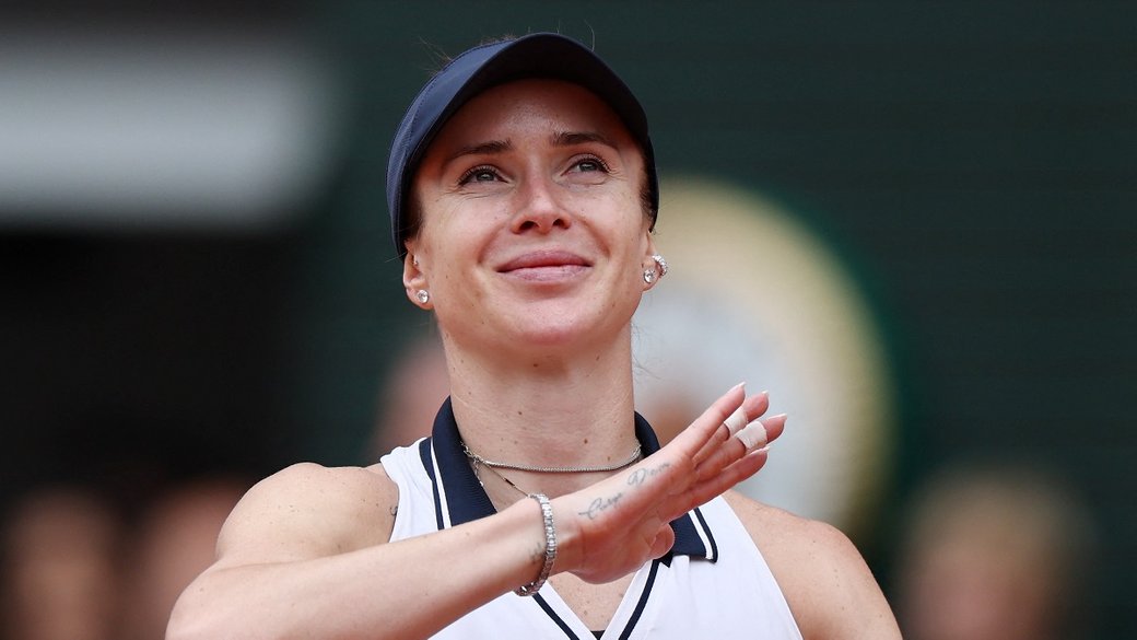 Элина Свитолина успешно стартовала на турнире WTA 500 в Берлине, обыграв Анну Калинскую после ее отказа во втором сете. Далее — матч против Евы Лис.