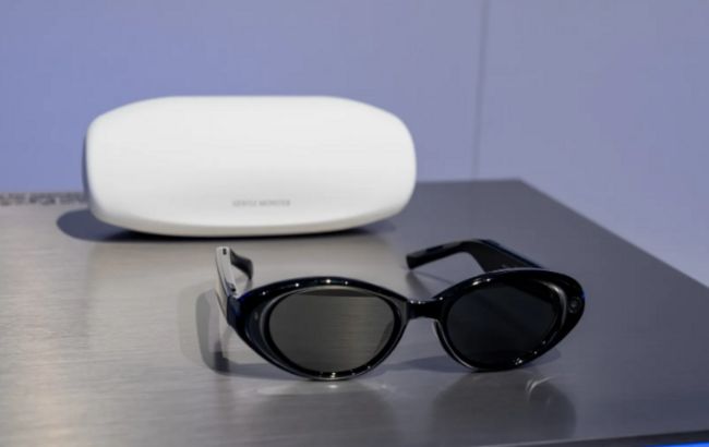 Samsung готовит смарт-очки с Gemini и Snapdragon AR1: камера отключится при закрытом LED-индикаторе, а данные пользователей не будут обучать ИИ.