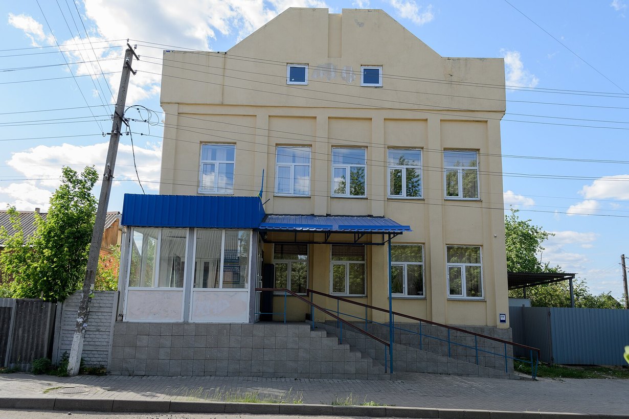 Здание центра занятости в Люботине