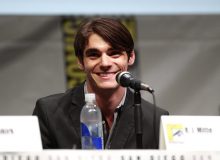 Актер Ар Джей Митт на Comic-Con в Сан-Диего в 2013 году