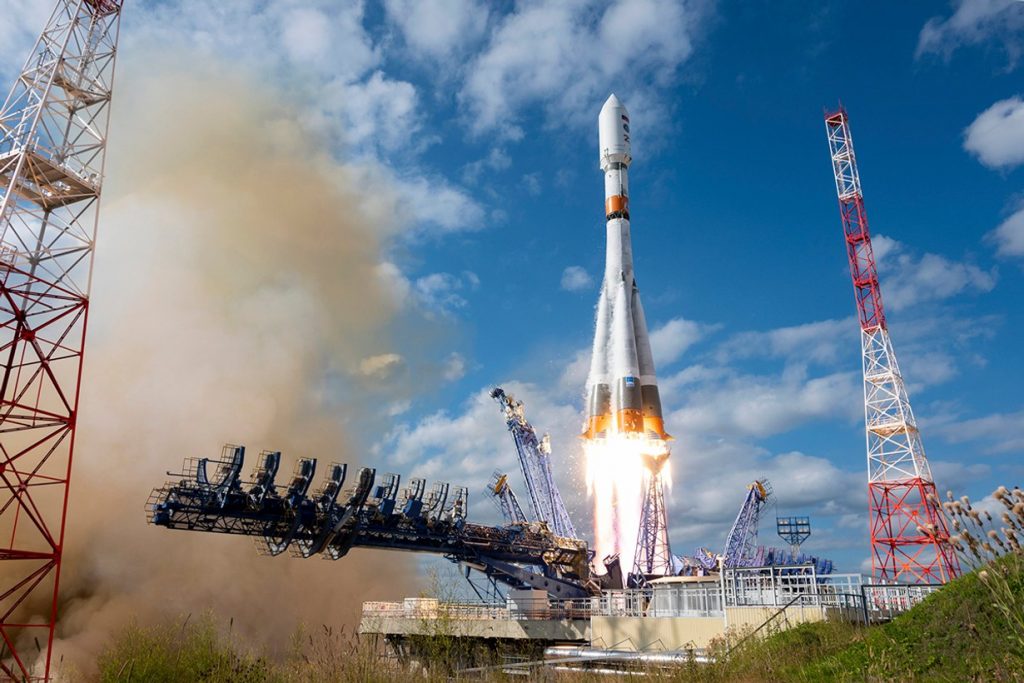 Запуск ракеты Союз-2.1б с космодрома Плесецк